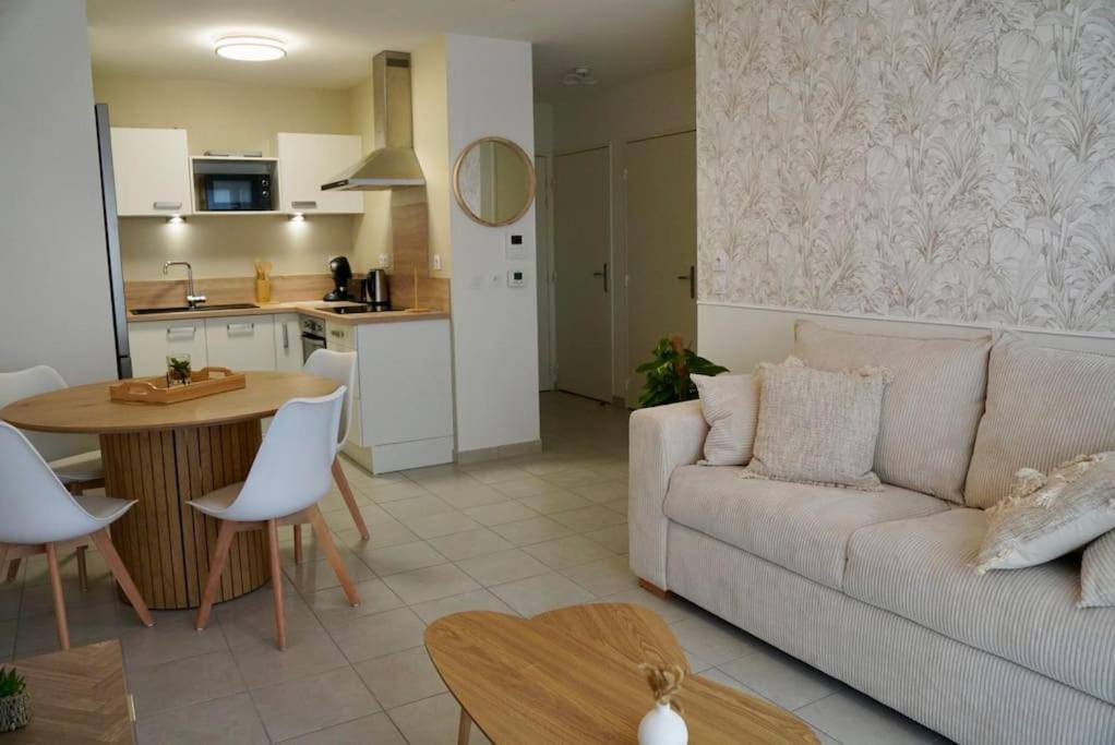Ferienwohnung "Haven" Saint-Priest  Exterior foto